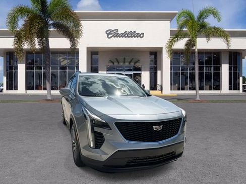 Used 2023 Cadillac XT4 Sport w/ Driver Assist Package image 3