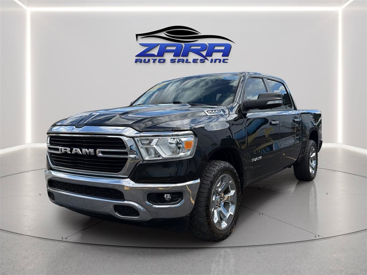 Used 2020 RAM 1500 Big Horn AWD/4WD image 3