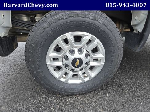 Used 2025 Chevrolet Silverado 2500 LT w/ Convenience Package AWD/4WD image 43