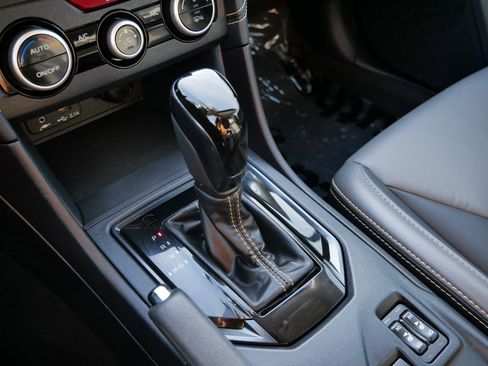 Used 2021 Subaru Crosstrek 2.5i Sport w/ Moonroof Package image 24