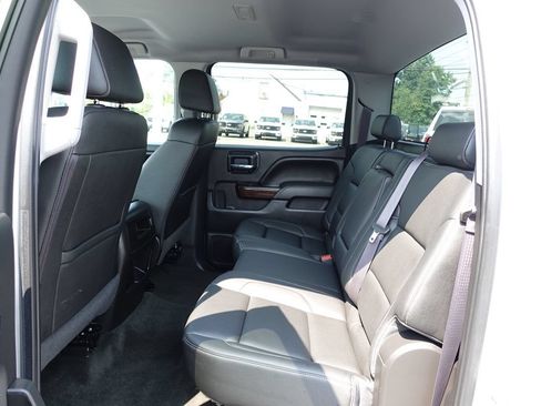 Used 2017 GMC Sierra 1500 SLT w/ SLT Premium Package AWD/4WD image 24
