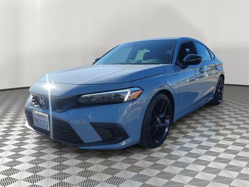 Certified 2024 Honda Civic Sport image 3