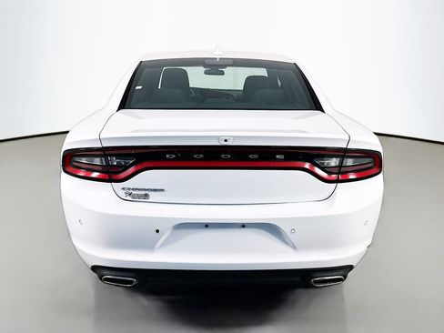Used 2023 Dodge Charger SXT RWD image 6