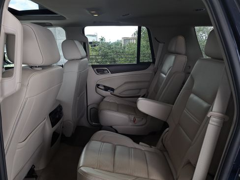Used 2020 GMC Yukon Denali AWD/4WD image 9