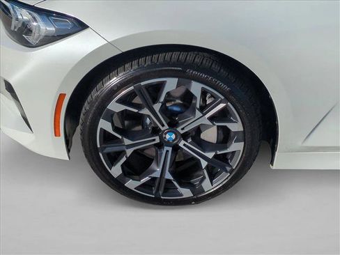 Certified 2025 BMW 330i Sedan w/ Convenience Package RWD image 26