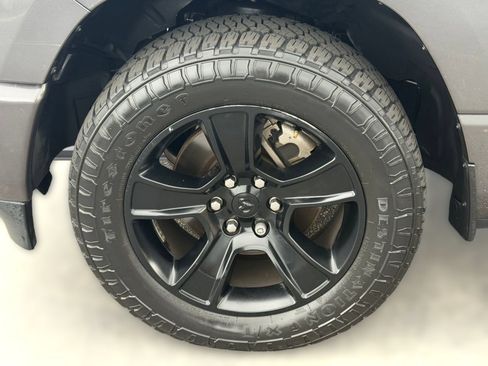 Used 2022 RAM 1500 Big Horn w/ Night Edition AWD/4WD image 13