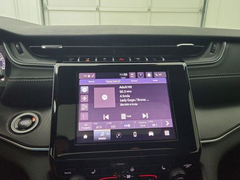 New 2025 Jeep Grand Cherokee L Laredo w/ Luxury Tech Group I image 24