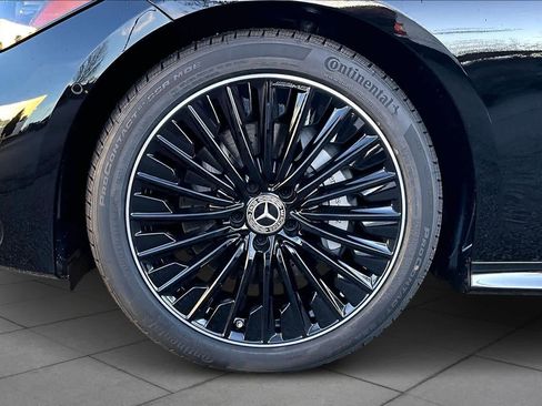 New 2026 Mercedes-Benz CLE 300 4MATIC Coupe image 16