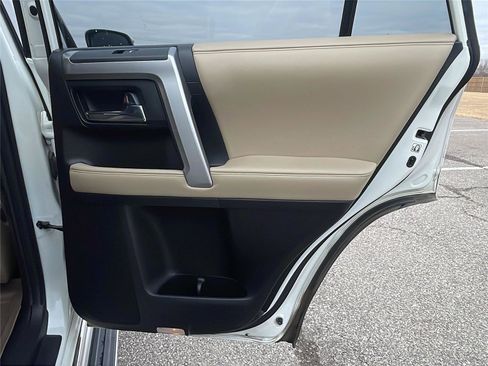 Used 2019 Toyota 4Runner Limited image 15