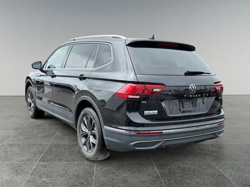 Used 2022 Volkswagen Tiguan SE AWD/4WD image 3