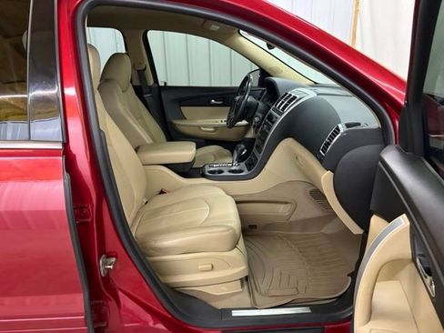 Used 2012 GMC Acadia SLT FWD image 30