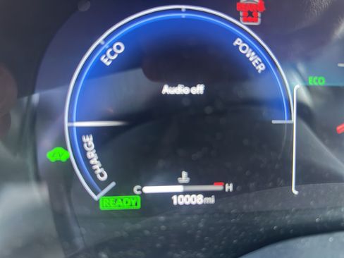 Used 2025 Toyota Sienna XLE Woodland Edition AWD/4WD image 11