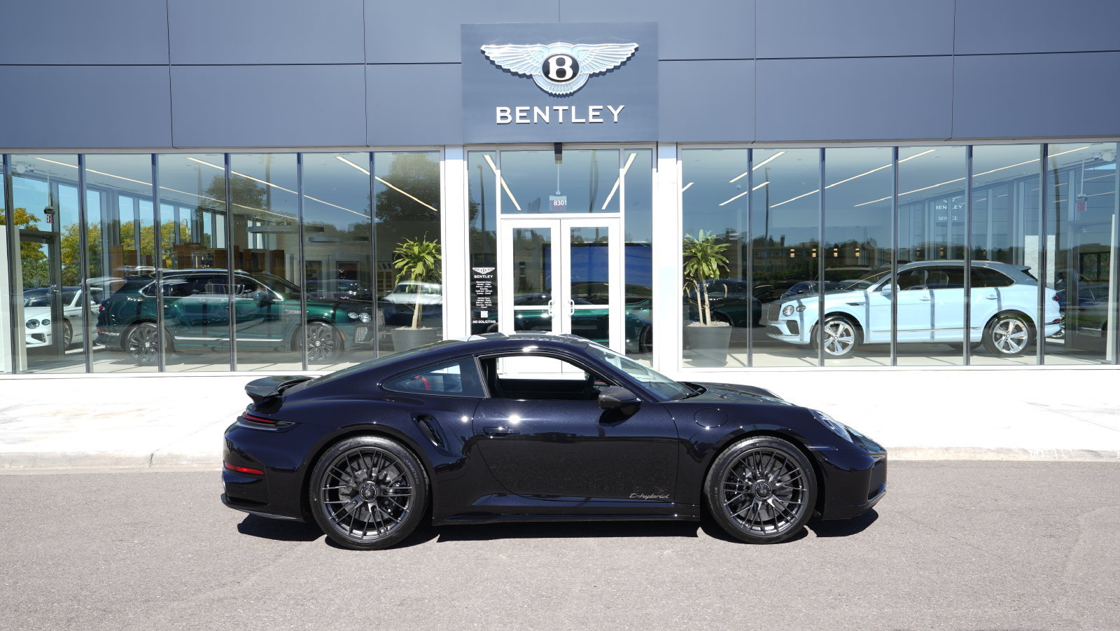 Used 2026 Porsche 911 Turbo S AWD/4WD image 15