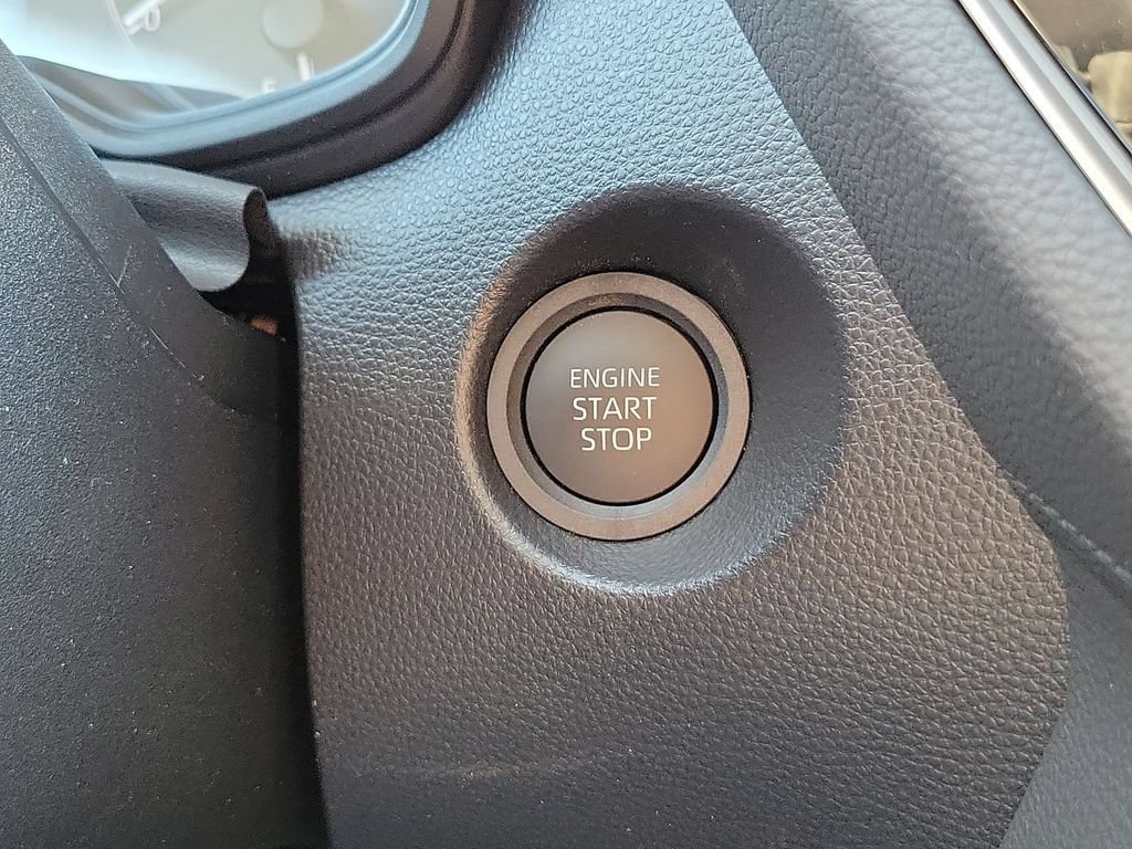 New 2025 Toyota Corolla Cross LE FWD image 30