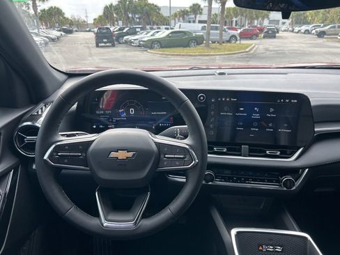 New 2026 Chevrolet Equinox LT w/ Convenience Package II AWD/4WD image 16