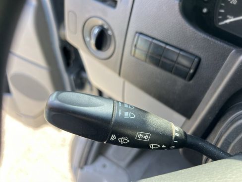 Used 2018 Mercedes-Benz Sprinter 2500 image 19