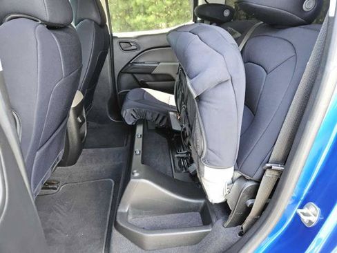 Used 2020 Chevrolet Colorado W/T w/ WT Convenience Package AWD/4WD image 27
