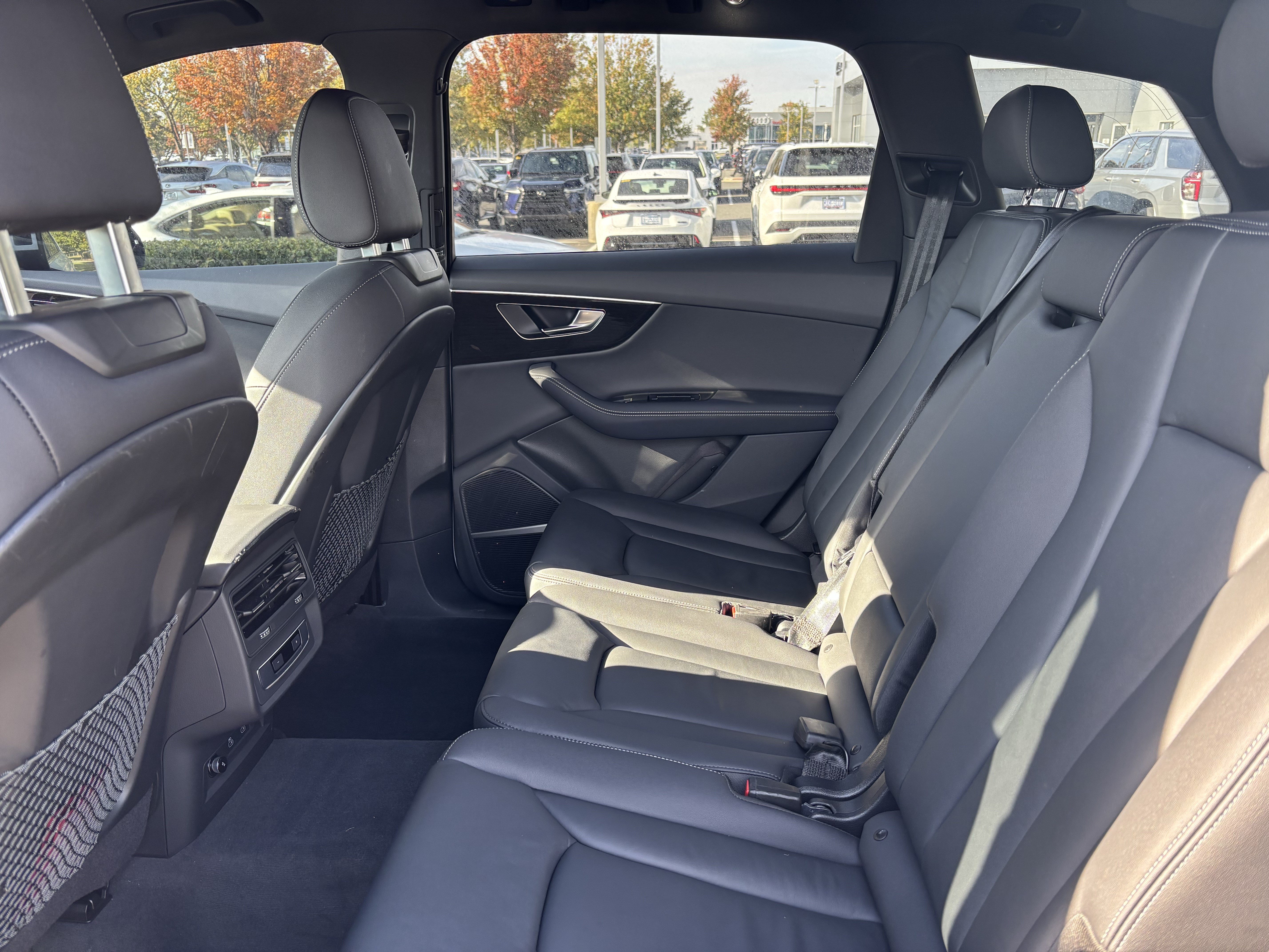 Used 2025 Audi Q7 3.0T Premium Plus w/ Premium Plus Package AWD/4WD image 18