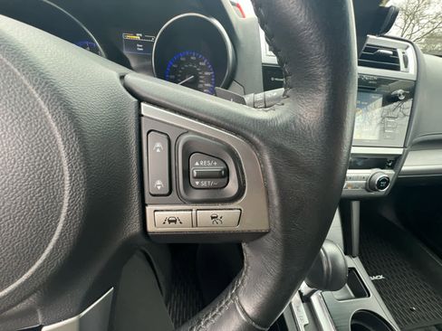 Used 2016 Subaru Outback 2.5i Premium image 15
