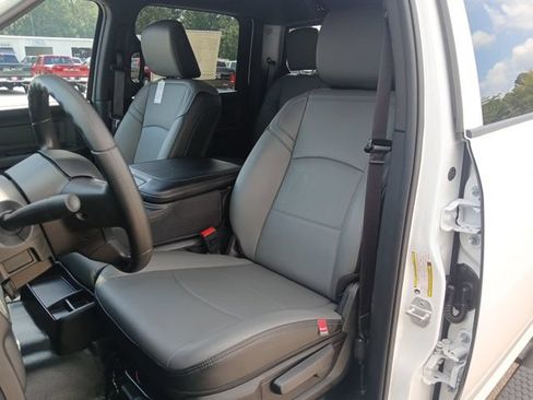 New 2026 RAM 2500 Tradesman AWD/4WD image 33
