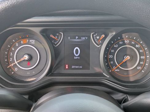 Used 2025 Jeep Wrangler Sport AWD/4WD image 19
