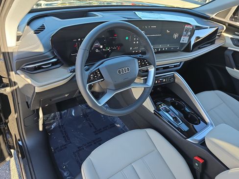 New 2025 Audi Q5 Premium Plus image 16
