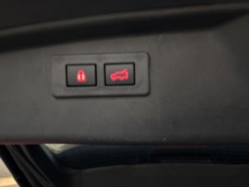 Used 2024 Subaru Outback Touring XT image 32