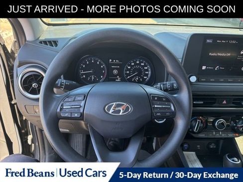 Used 2023 Hyundai Kona SEL image 16