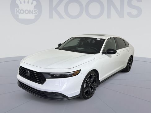 Used 2024 Honda Accord Sport image 1
