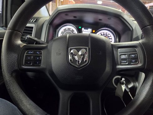 Used 2014 RAM 1500 Express image 5