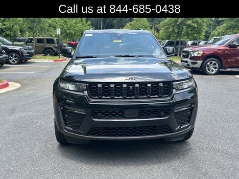 New 2026 Jeep Grand Cherokee Limited AWD/4WD image 2