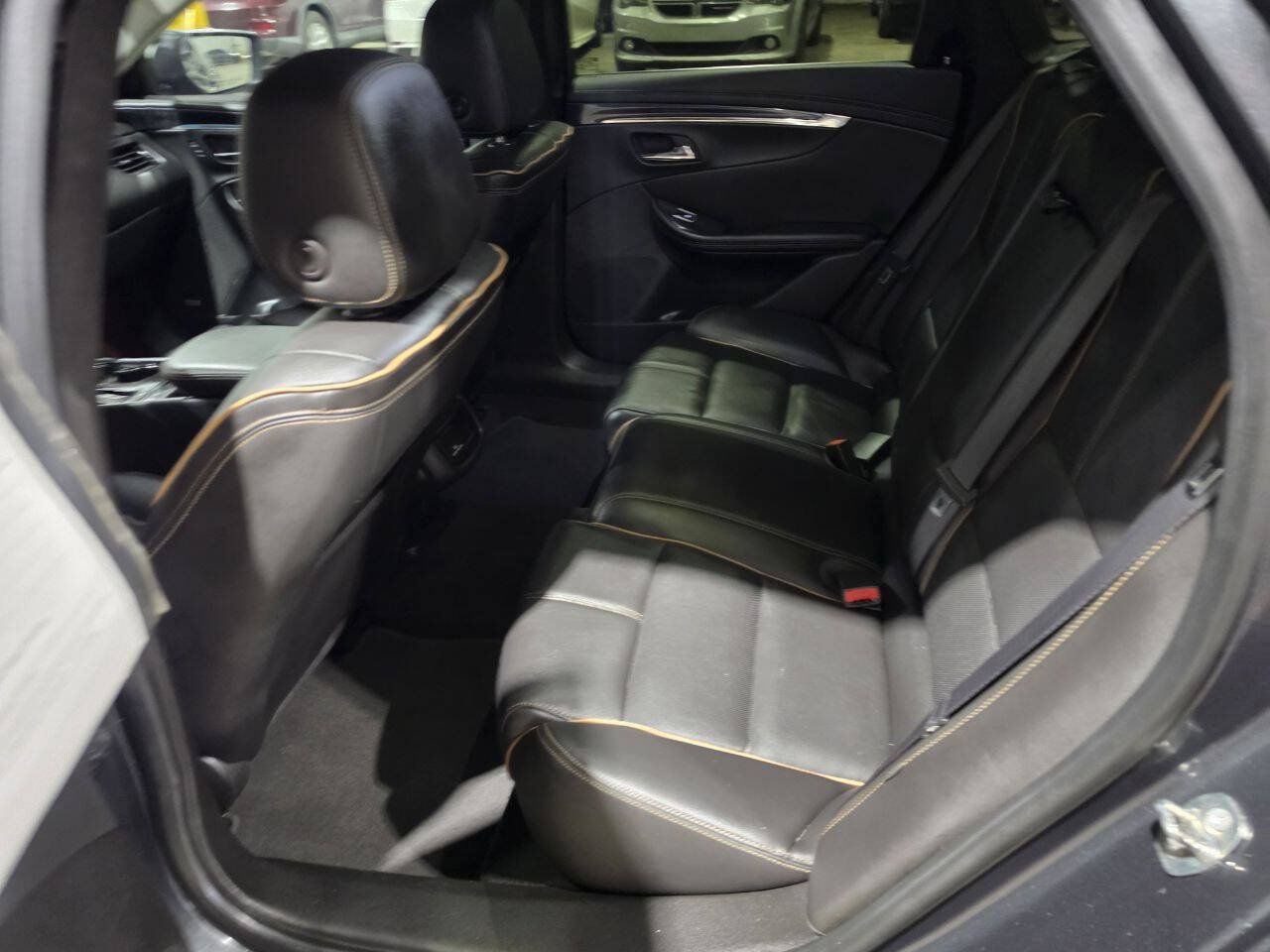 Used 2018 Chevrolet Impala Premier FWD image 27