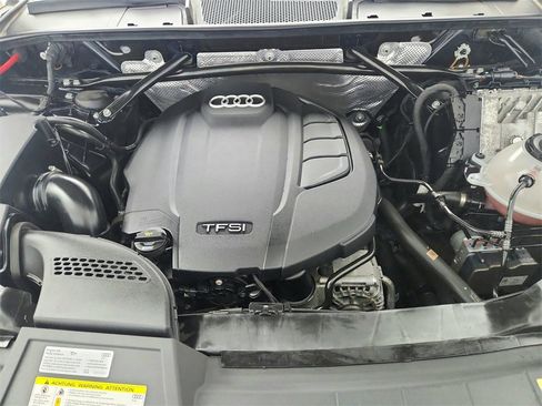 Used 2018 Audi Q5 2.0T Premium image 41