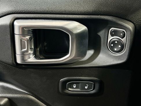 Used 2024 Jeep Wrangler Sport S w/ Technology Group image 13