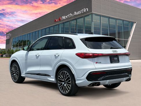 New 2026 Audi SQ5 Prestige AWD/4WD image 8