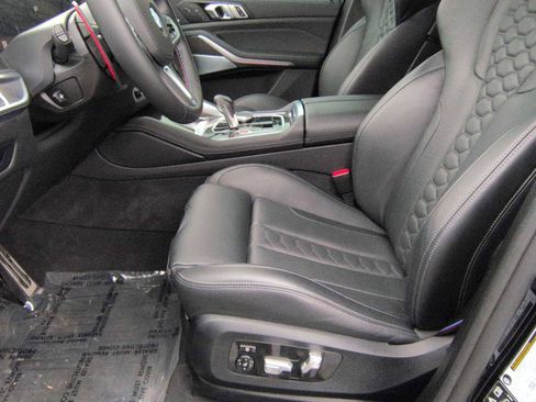 Used 2025 BMW X5 M Competition w/ Executive Package image 17