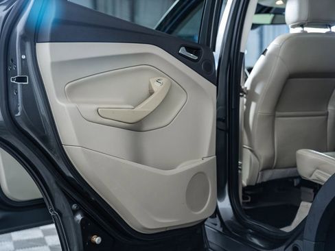 Used 2015 Ford Escape Titanium image 38