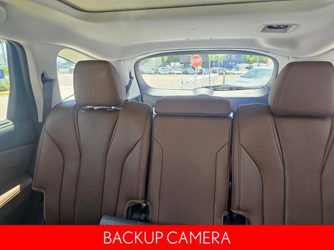 Used 2023 Acura MDX FWD w/ Technology Package image 12