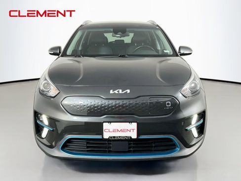 Used 2022 Kia Niro EX w/ Cold Weather Package FWD image 3