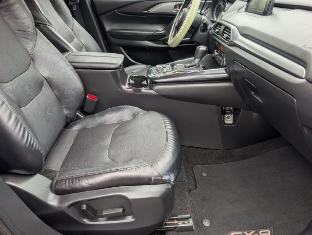 Used 2016 MAZDA CX-9 Touring AWD/4WD image 28