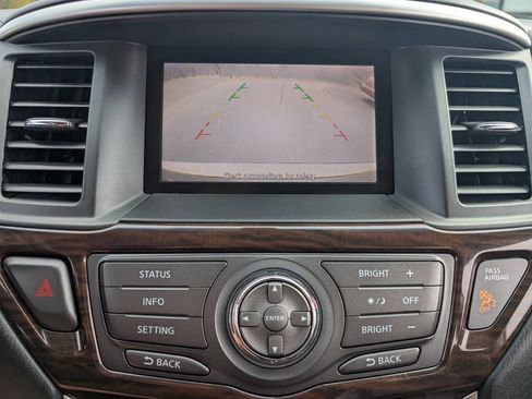 Used 2014 Nissan Pathfinder SL w/ SL Premium Package AWD/4WD image 13
