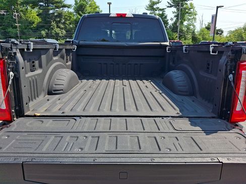 Certified 2024 Ford F250 Lariat w/ Lariat Ultimate Package AWD/4WD image 33