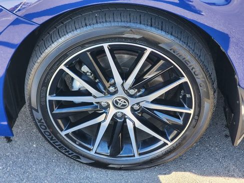 Used 2023 Toyota Camry SE image 18