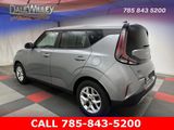 Used 2023 Kia Soul LX w/ LX Technology Package image 4