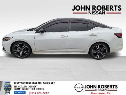 Used 2021 Nissan Sentra SR w/ SR Premium Package FWD image 4
