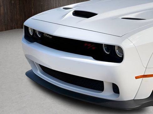 Used 2022 Dodge Challenger R/T Scat Pack RWD image 9