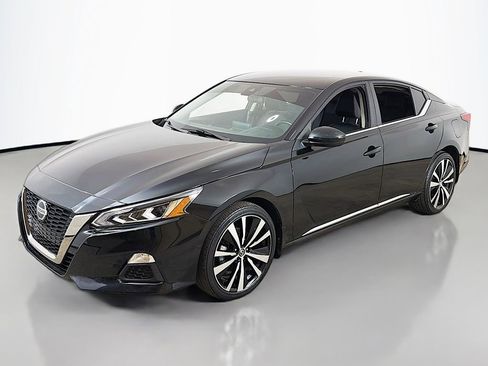 Used 2021 Nissan Altima 2.5 SR image 5