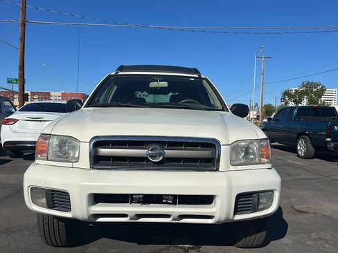 Used 2003 Nissan Pathfinder SE image 4