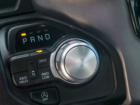 Used 2024 RAM 1500 Laramie image 18