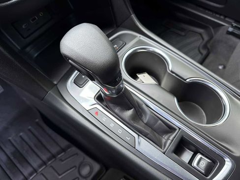 Certified 2023 Chevrolet Equinox LT AWD/4WD image 15